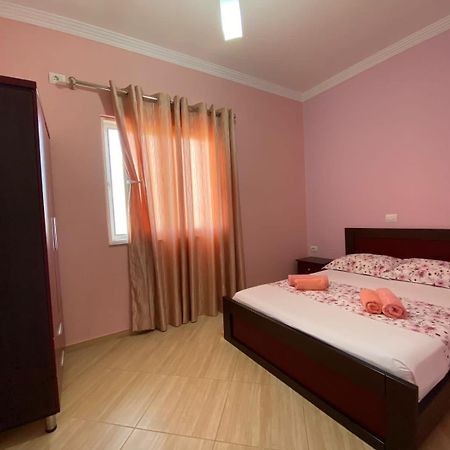 Vila Garden Εξαμίλιο Εξωτερικό φωτογραφία