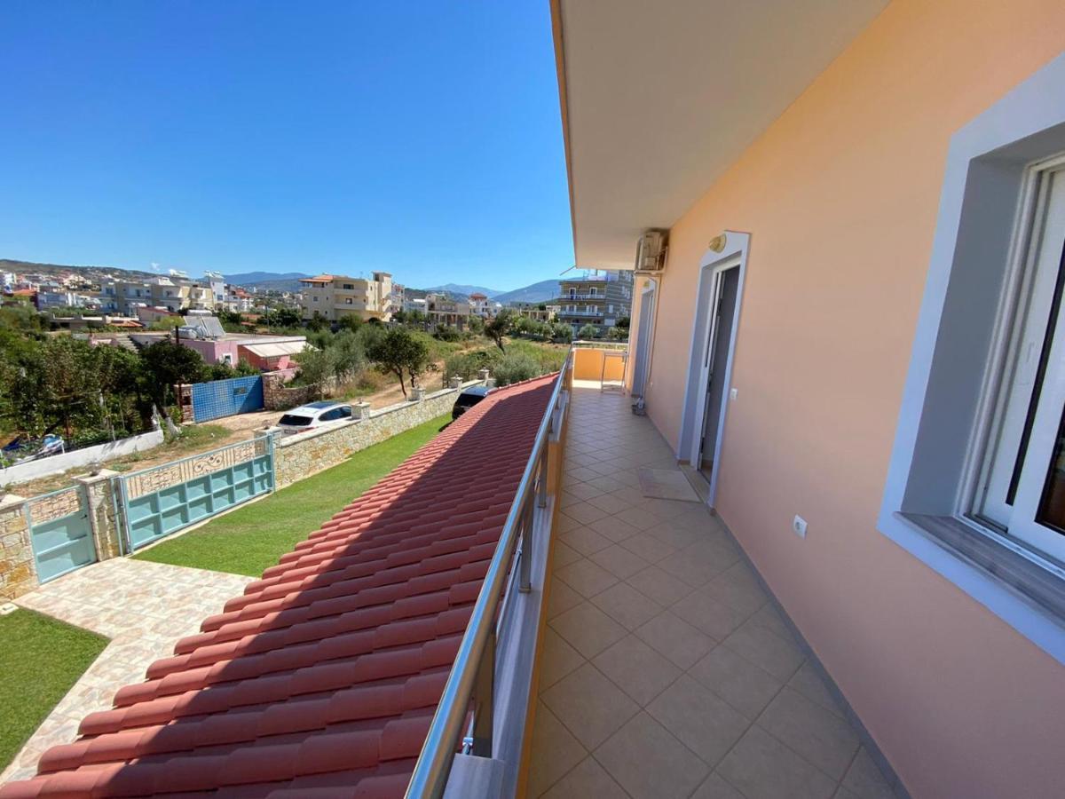Vila Garden Εξαμίλιο Εξωτερικό φωτογραφία