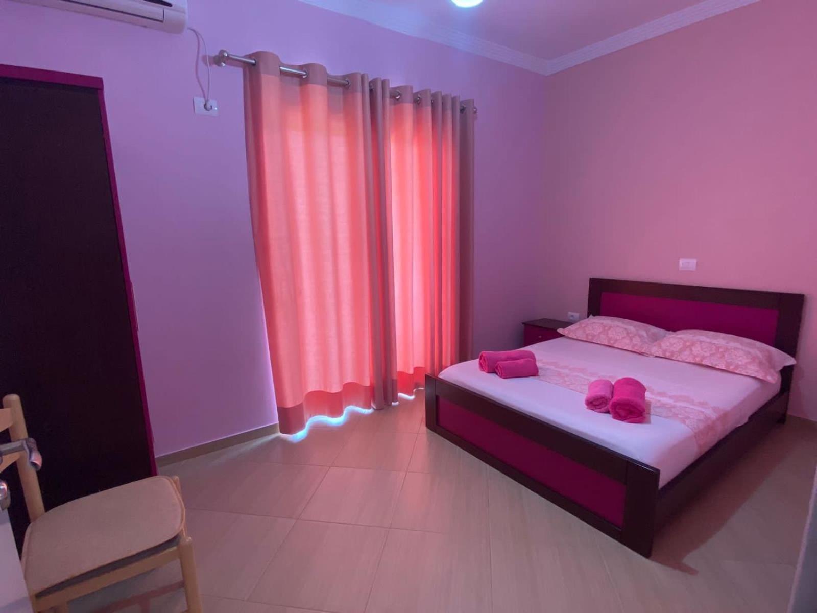 Vila Garden Εξαμίλιο Εξωτερικό φωτογραφία