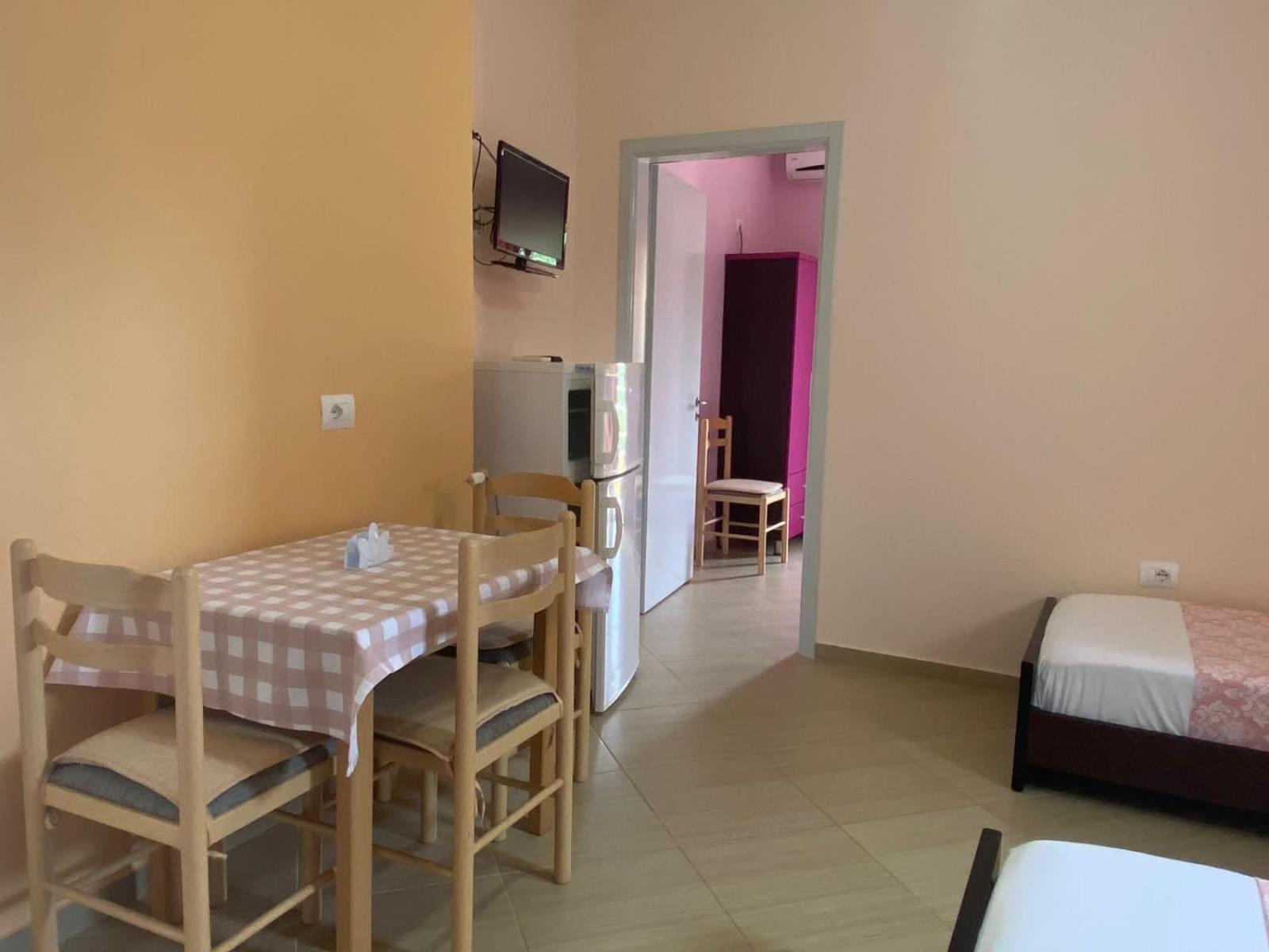Vila Garden Εξαμίλιο Εξωτερικό φωτογραφία