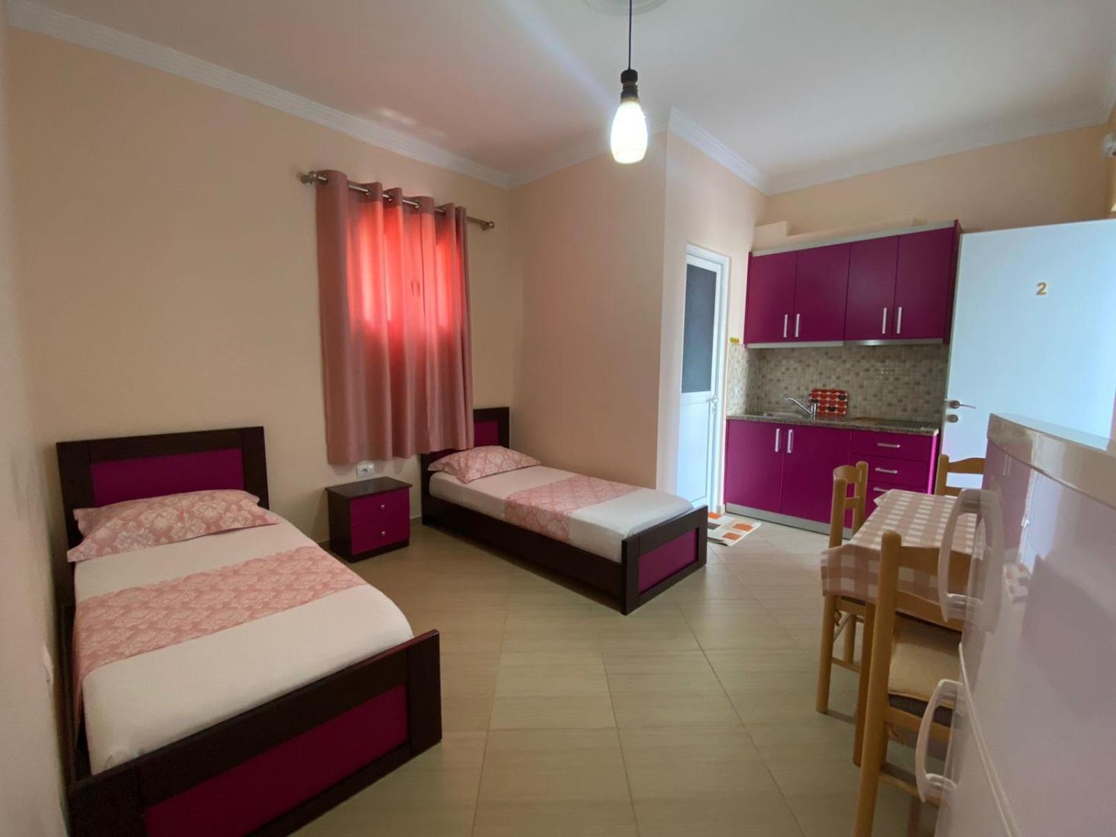 Vila Garden Εξαμίλιο Εξωτερικό φωτογραφία
